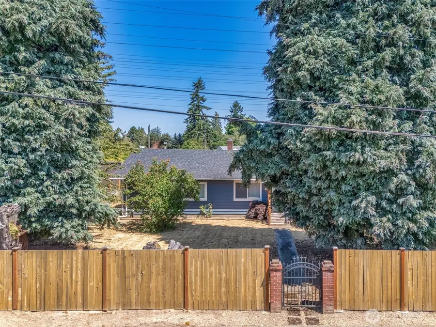 7660 S 126th Street, Seattle, WA 98178 - Image #2