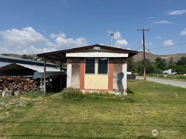 229 Johnathan Street, Tonasket, WA 98855