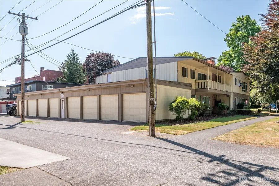 1951 Louisiana Street, Longview, WA 98632 - Image #3