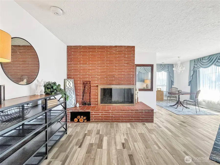 2116 Cascade Way, Longview, WA 98632 - #2