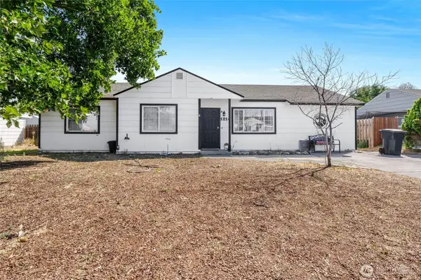1214 Arnold Drive, Moses Lake, WA 98837