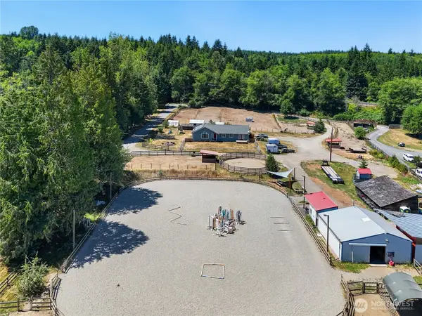 4493 NE Stevens Uhler Road, Poulsbo, WA 98370