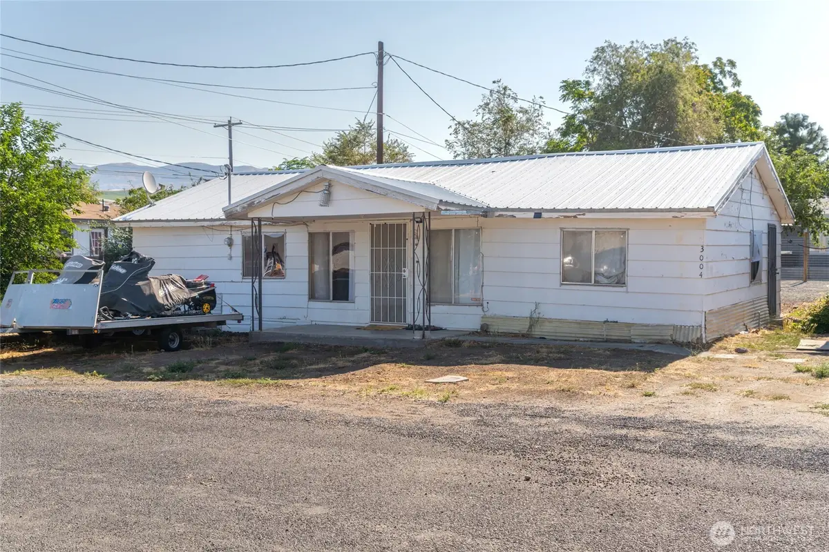 3004 Rock Street, Malaga, WA 98828 - Image #1