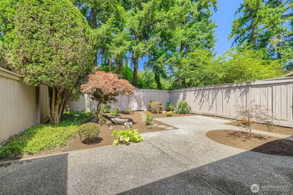 14208 NE 2nd Place, Bellevue, WA 98007