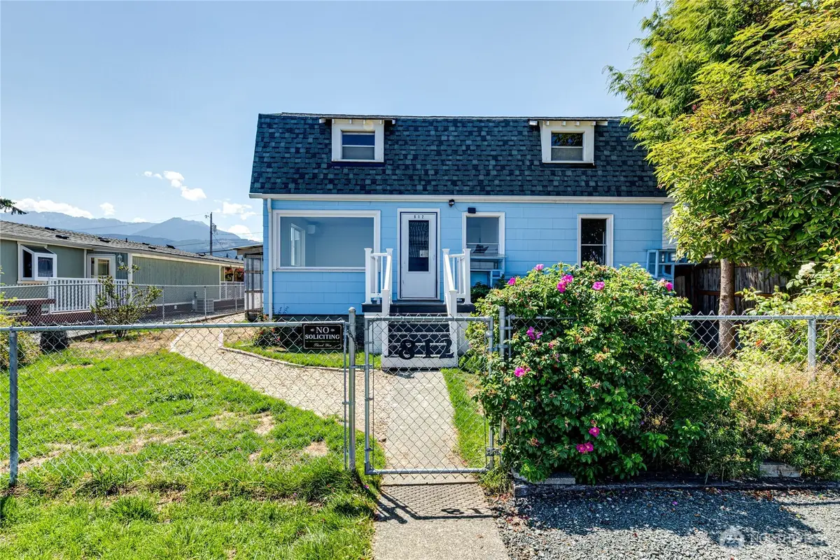 812 W 4th Street, Port Angeles, WA 98363 - Image #1