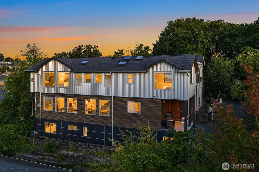 9007 24th Avenue Nw, Seattle, WA 98117 - Image #3