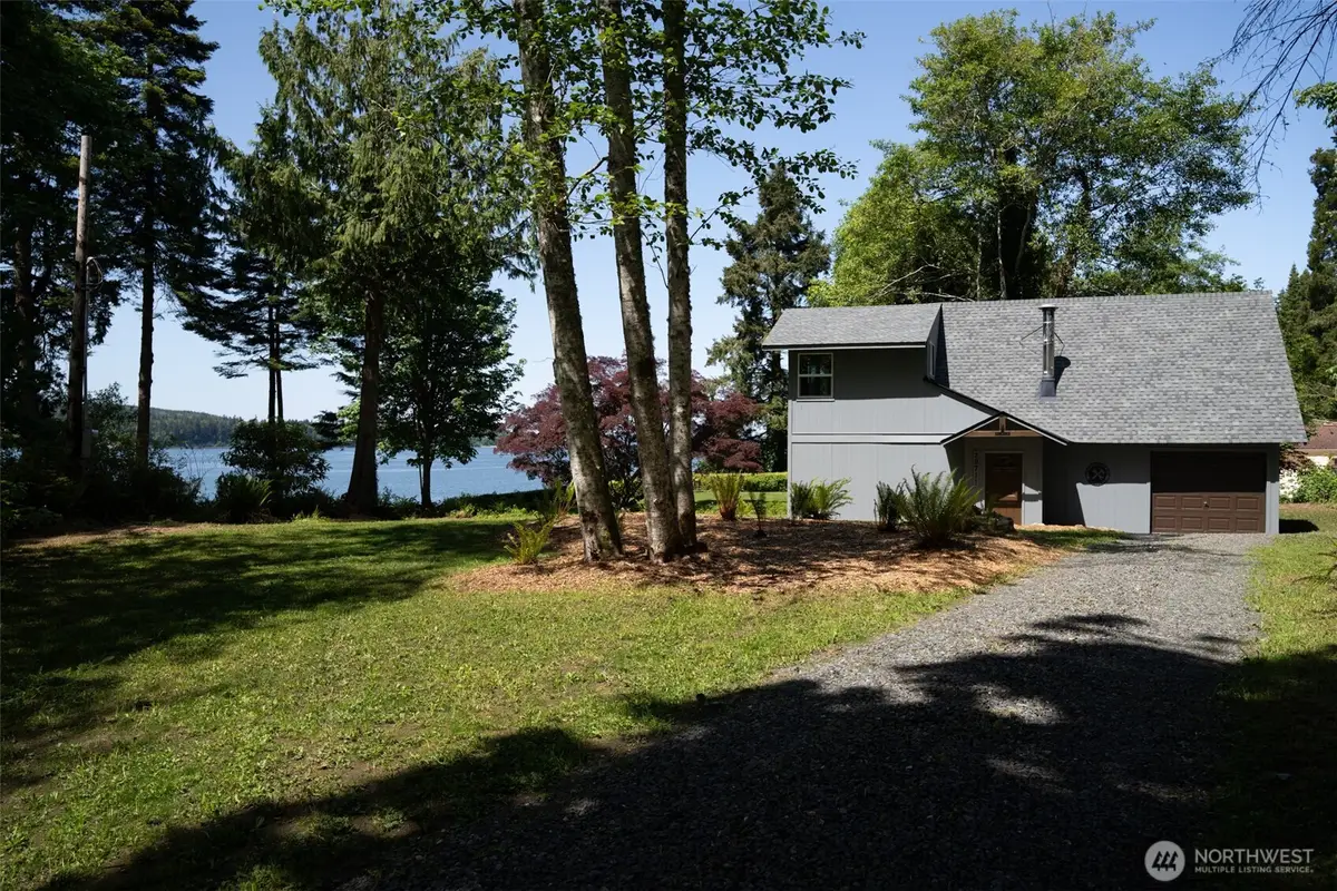 29711 Gamble Place Ne, Kingston, WA 98346 - Image #1