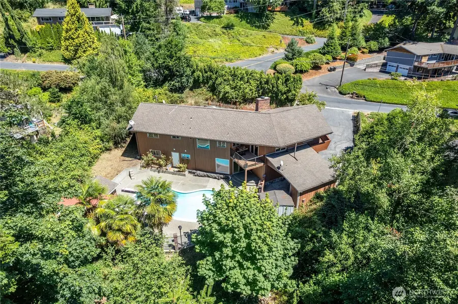 2327 Lynnwood Drive, Longview, WA 98632 - Image #2
