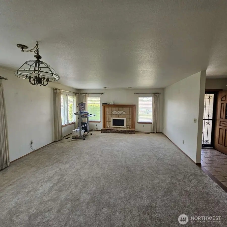 4300 Garden Park Way, Yakima, WA 98908 - Image #2
