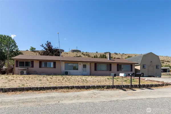 709 Sunrise Drive, Omak, WA 98841
