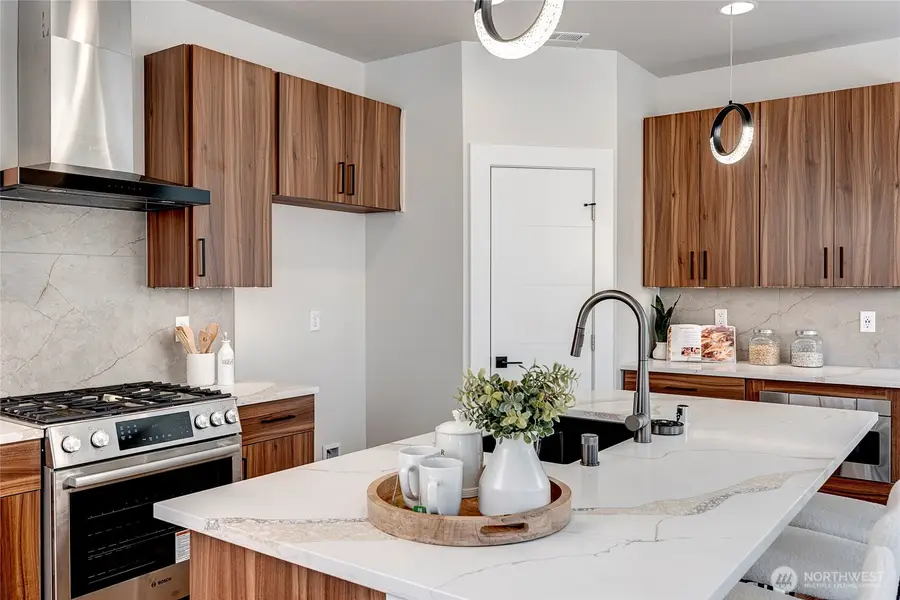 3926 214th Place Se #B, Bothell, WA 98021 - Image #2