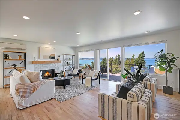 78 Vista Del Mar Street, Camano Island, WA 98282