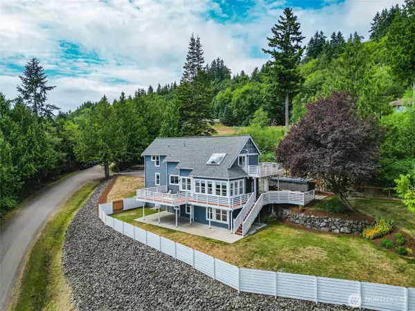 42 Maxview Drive, Port Ludlow, WA 98365