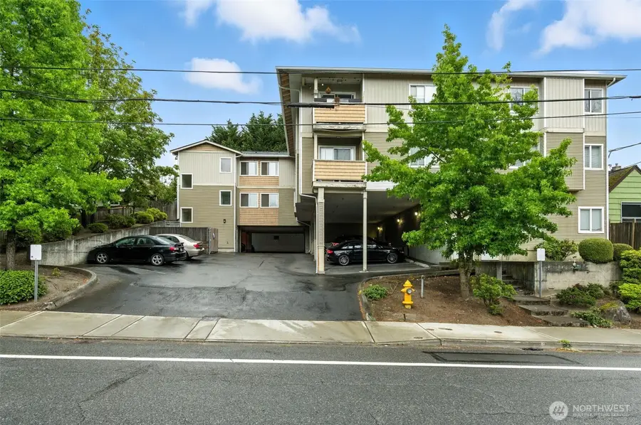 11424 1st Avenue S #204, Seattle, WA 98168 - Image #2