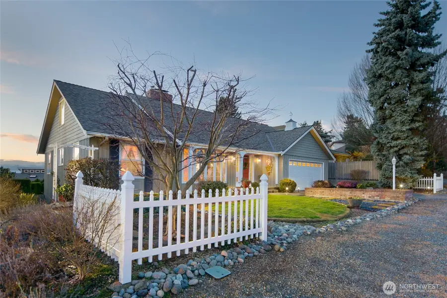 20215 24th Avenue Nw, Shoreline, WA 98177 - Image #3