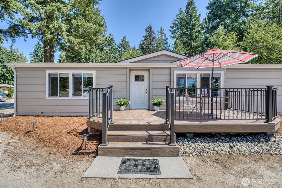 4898 Barbara Lane Se, Olalla, WA 98359 - Image #1