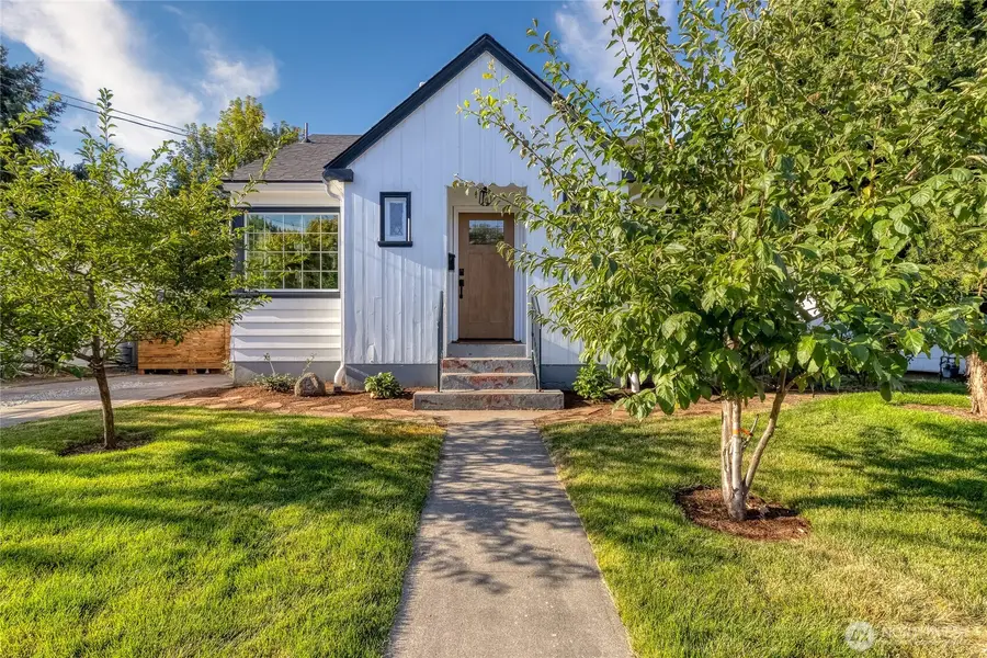 1028 University Street, Walla Walla, WA 99362 - Image #2