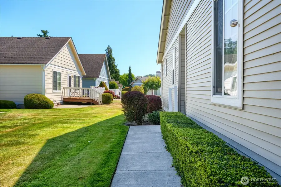 1202 Decatur Circle #20B, Burlington, WA 98233 - Image #3