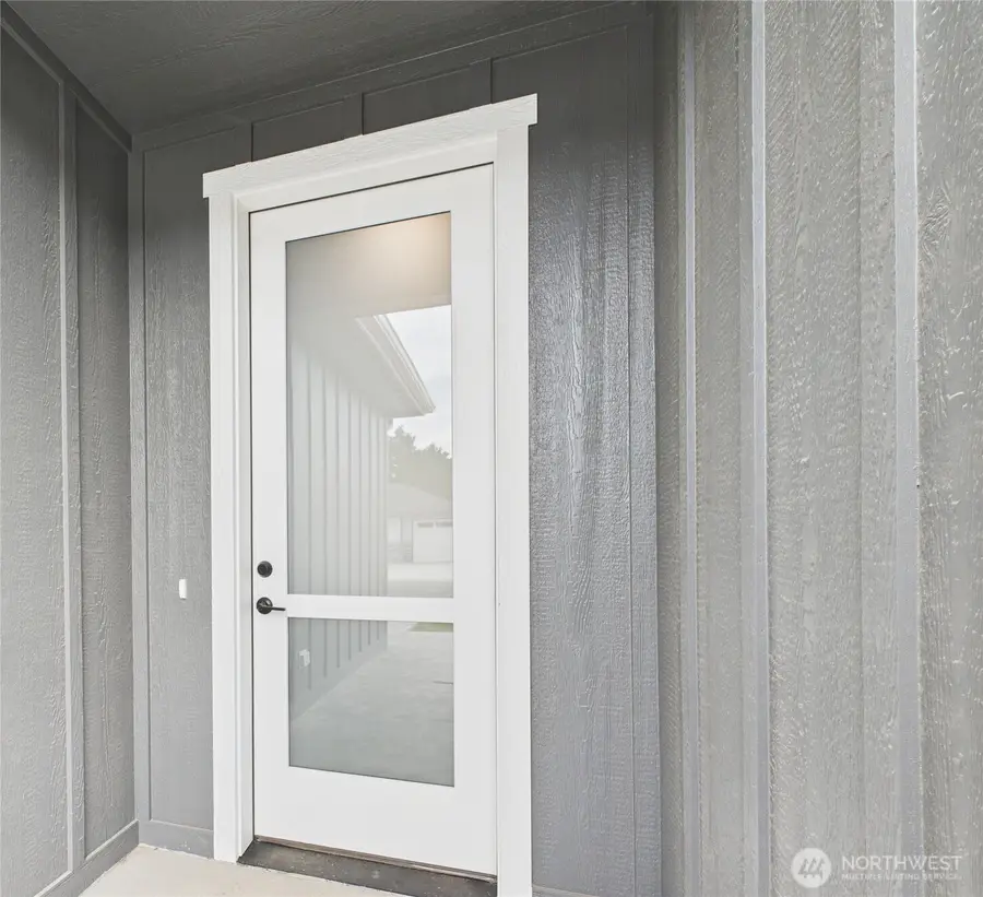 902 NE Tyler Place, East Wenatchee, WA 98802 - Image #2