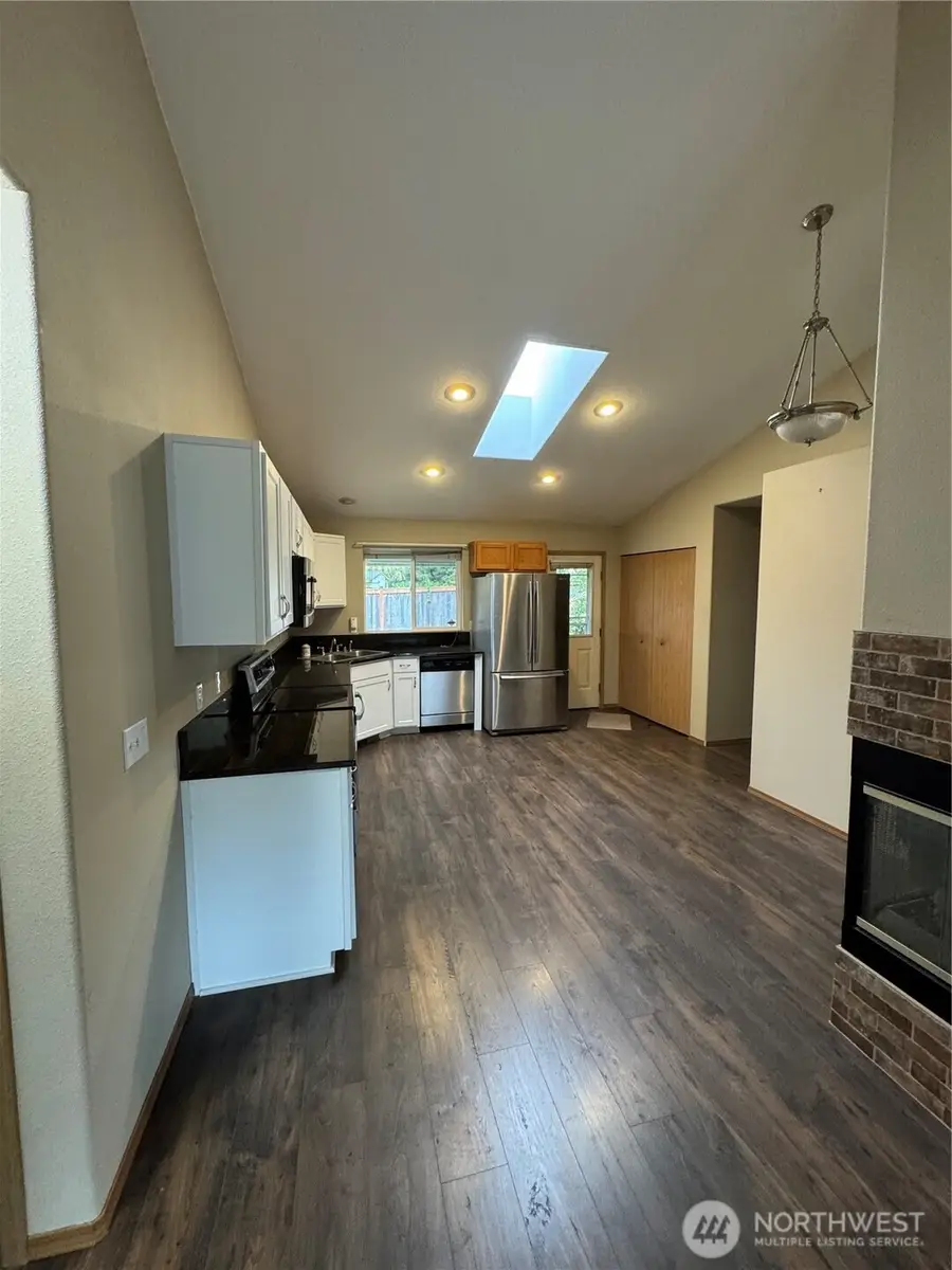 3303 18th Street Sw, Puyallup, WA 98373 - Image #3