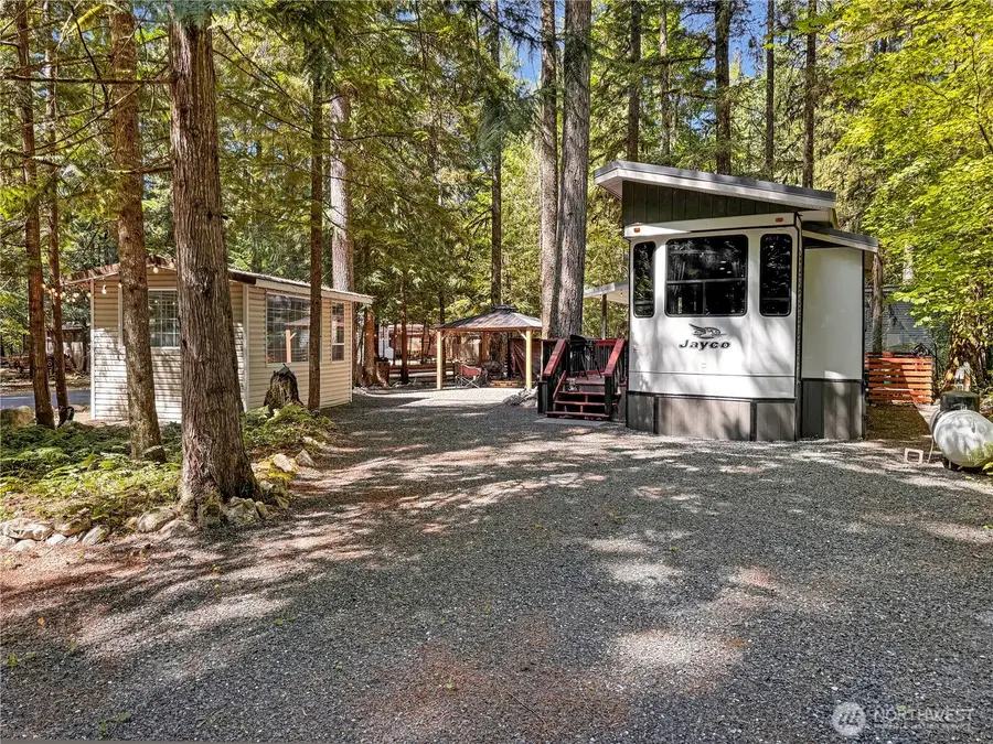 205 Chanterelle Drive, Deming, WA 98244 - Image #2