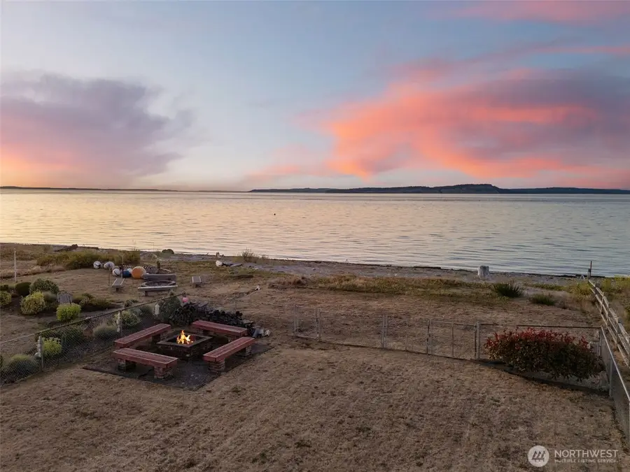 8668 NE Point No Point Road, Hansville, WA 98340 - Image #2