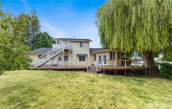 619 35th Street N, Anacortes, WA 98221