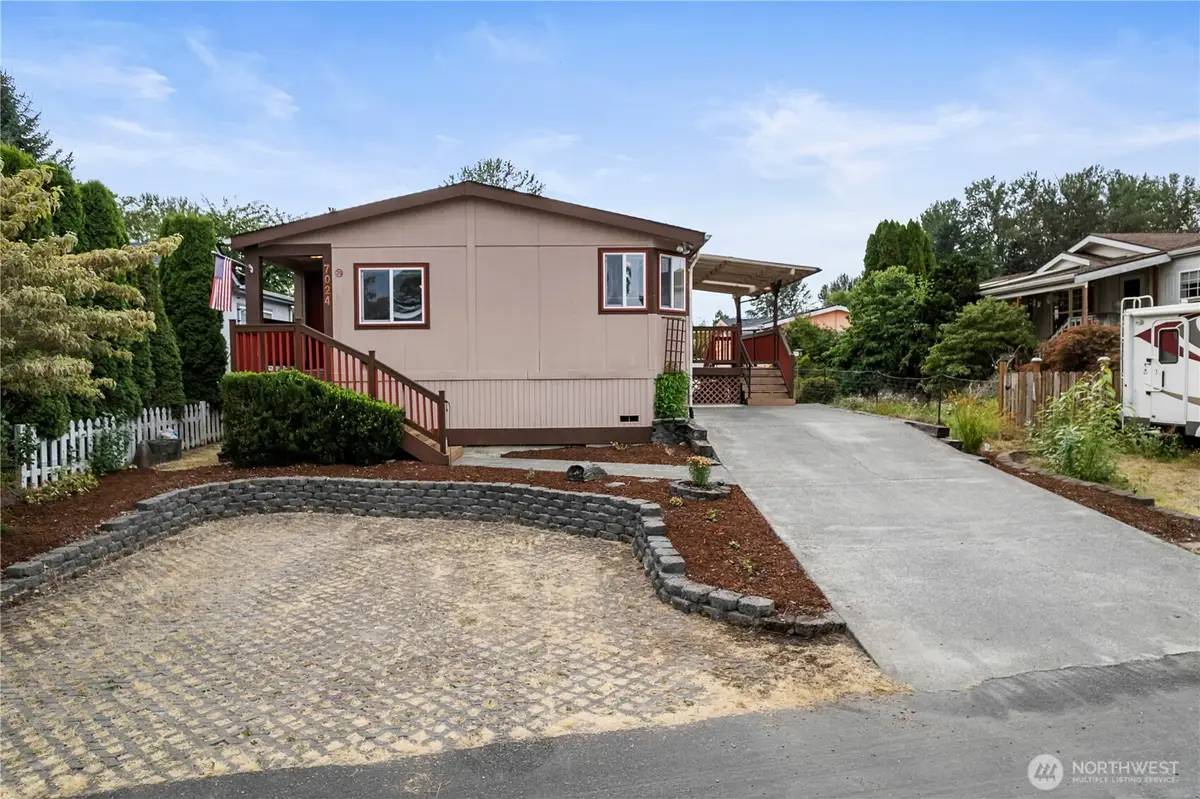 7024 141st Avenue E, Sumner, WA 98390 - Image #1