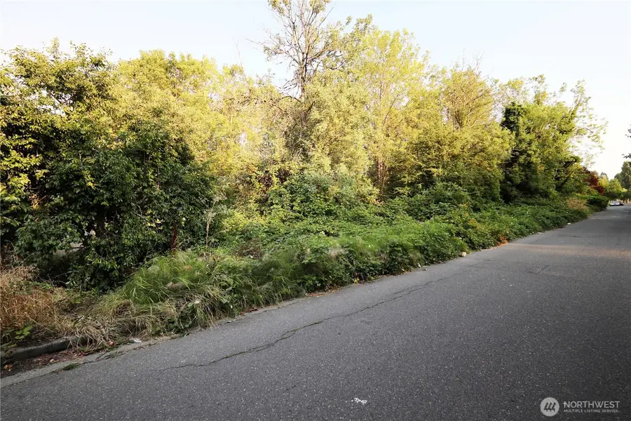 6721 38th Avenue S, Seattle, WA 98118 - Image #2