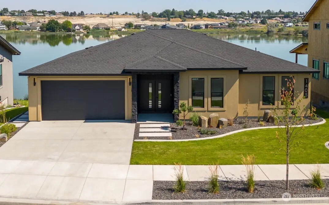 1405 W Lakeside Drive, Moses Lake, WA 98837 - Image #1