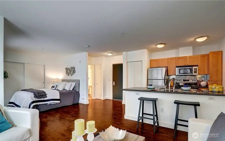 1610 Belmont Avenue #415, Seattle, WA 98122 - Image #2