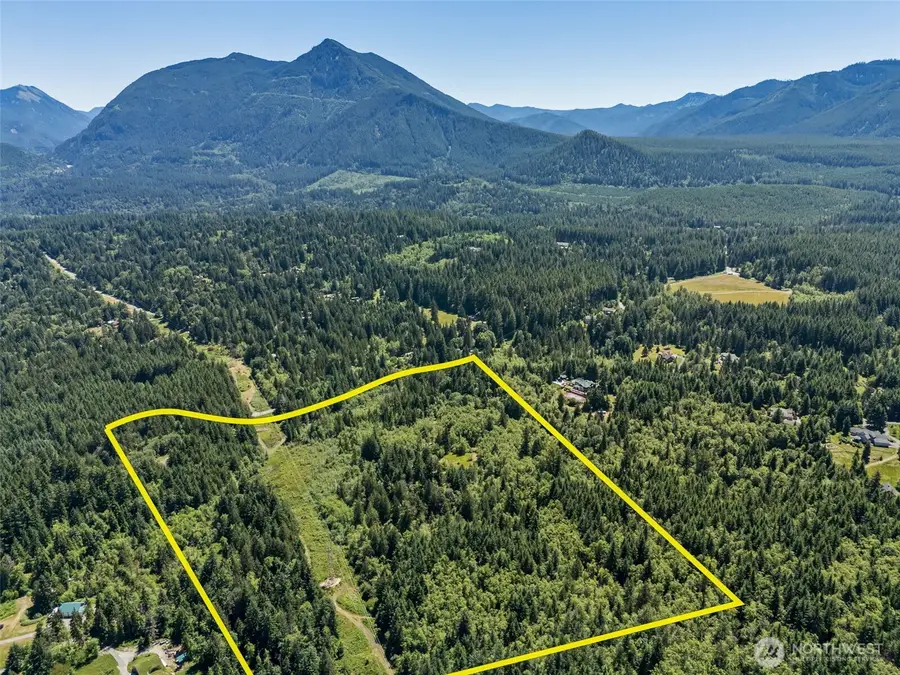 15901 Cedar Falls Road Se, North Bend, WA 98045 - Image #2