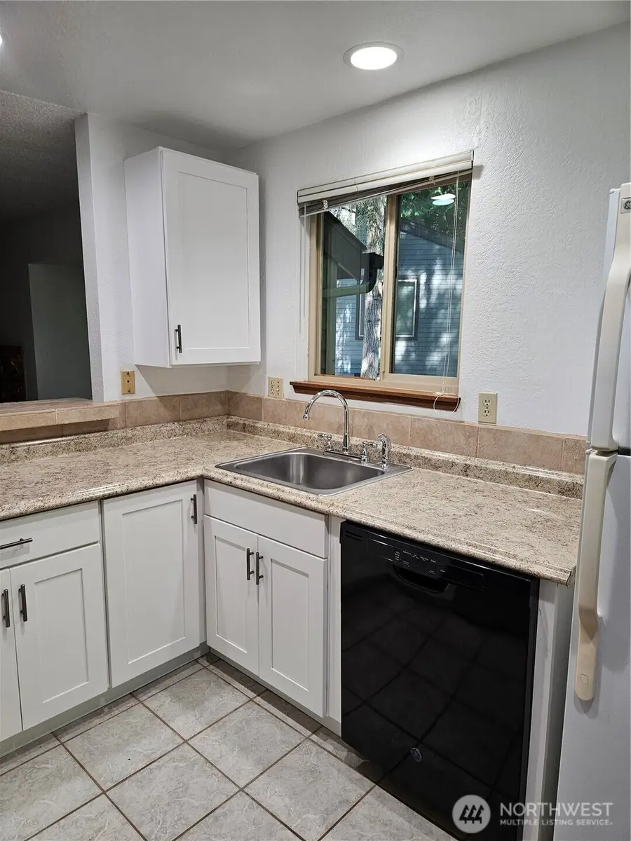 14622 NE 80th #35B, Redmond, WA 98052 - Image #3