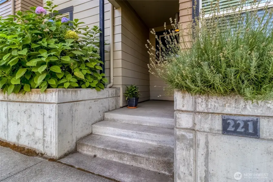 221 W Sumach Street, Walla Walla, WA 99362 - Image #2