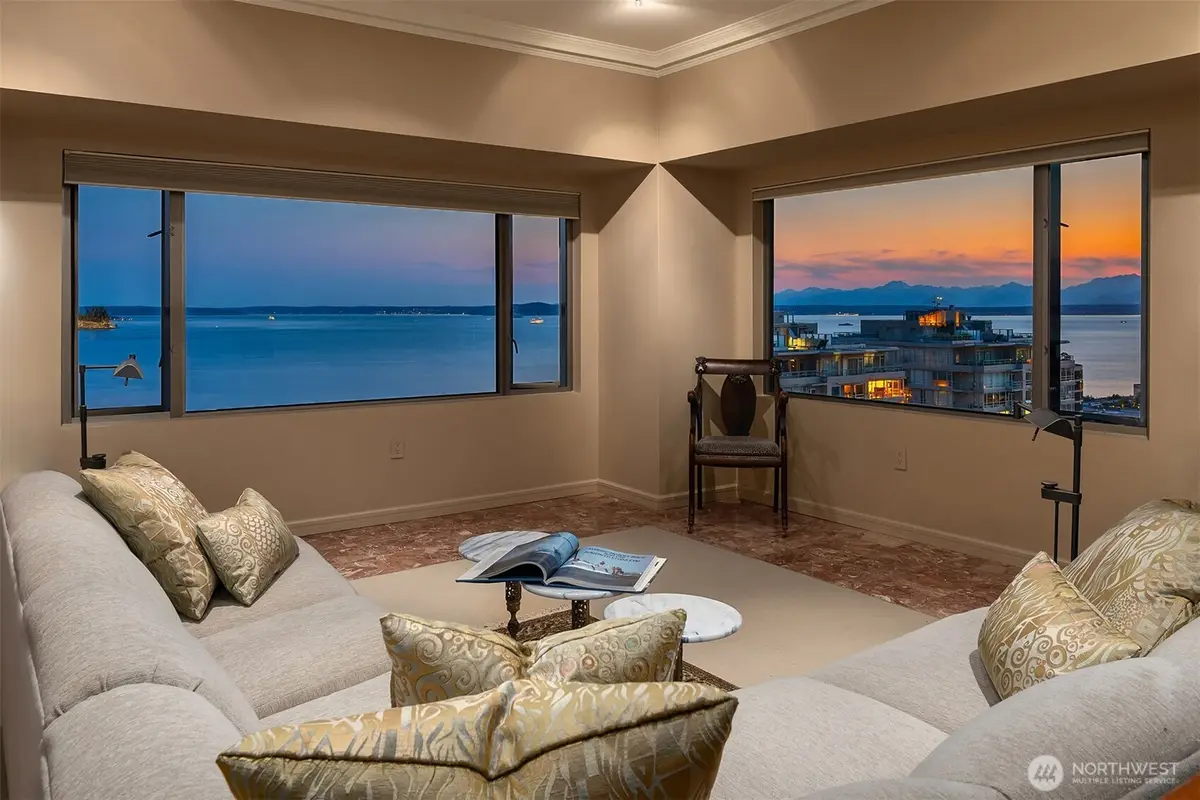 2821 2nd Avenue #1102, Seattle, WA 98121 - Image #1