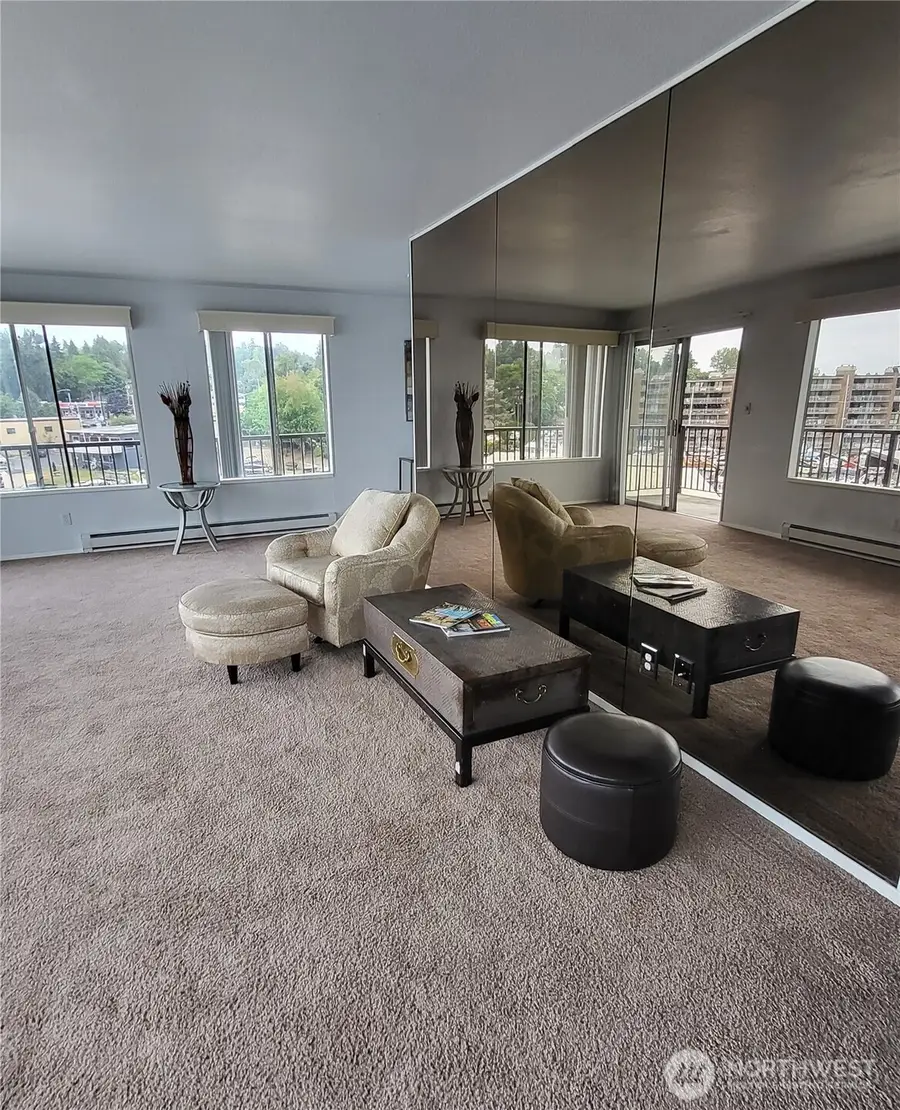 9030 Seward Park Avenue S #513, Seattle, WA 98118 - Image #3