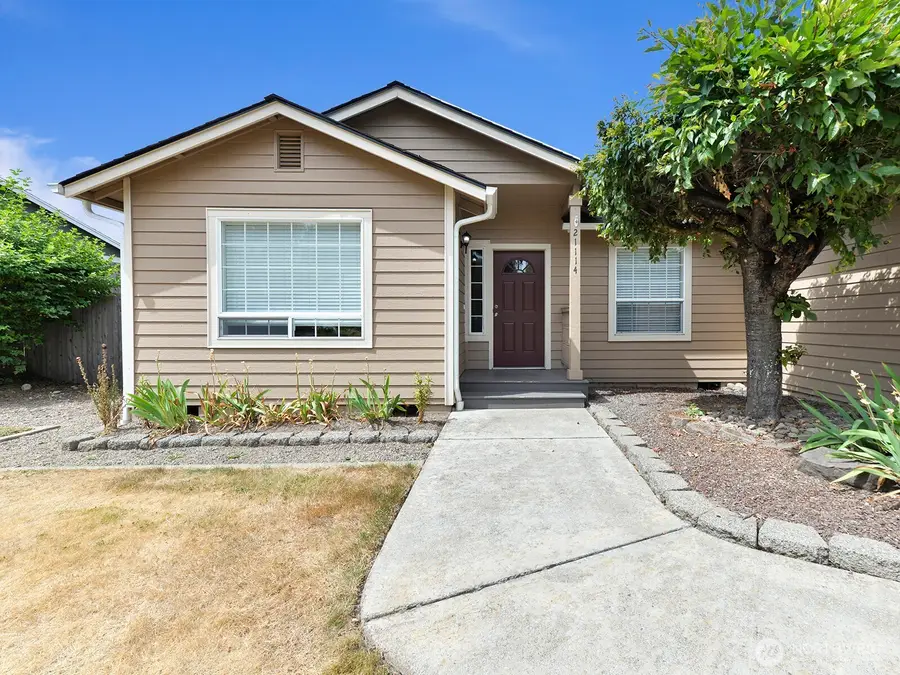 21114 94th Avenue Ct E, Graham, WA 98338 - Image #3