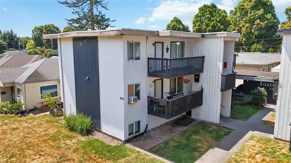 1337 10th Avenue, Longview, WA 98632