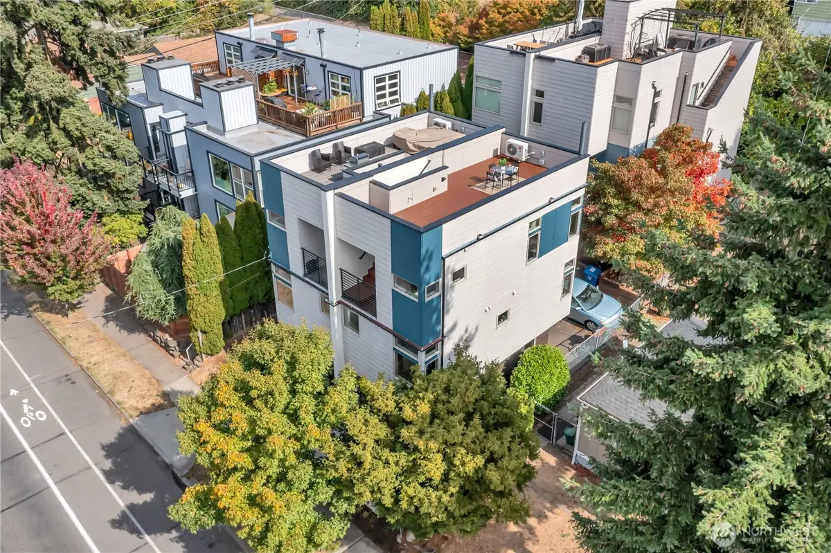 5008 Fauntleroy Way Sw #B, Seattle, WA 98136 - Image #1