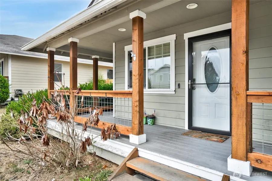 1827 SW Olive Street, Oak Harbor, WA 98277 - Image #3