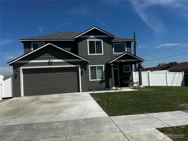 401 N Grape Drive, Moses Lake, WA 98837