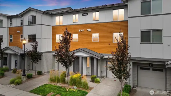 19404 36th Avenue Se #D, Bothell, WA 98012