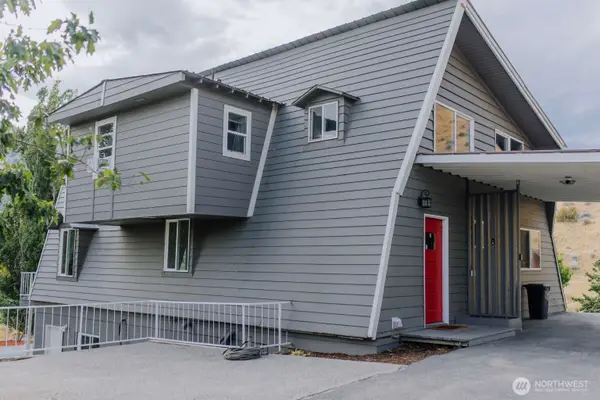 110 Bill Shaw Road, Pateros, WA 98846