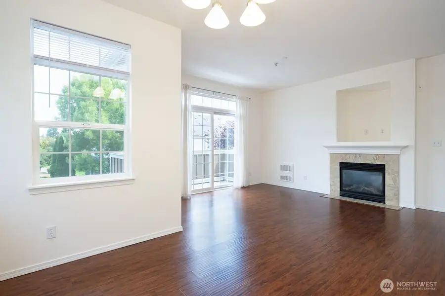 1855 Trossachs Boulevard Se #205, Sammamish, WA 98075 - Image #3