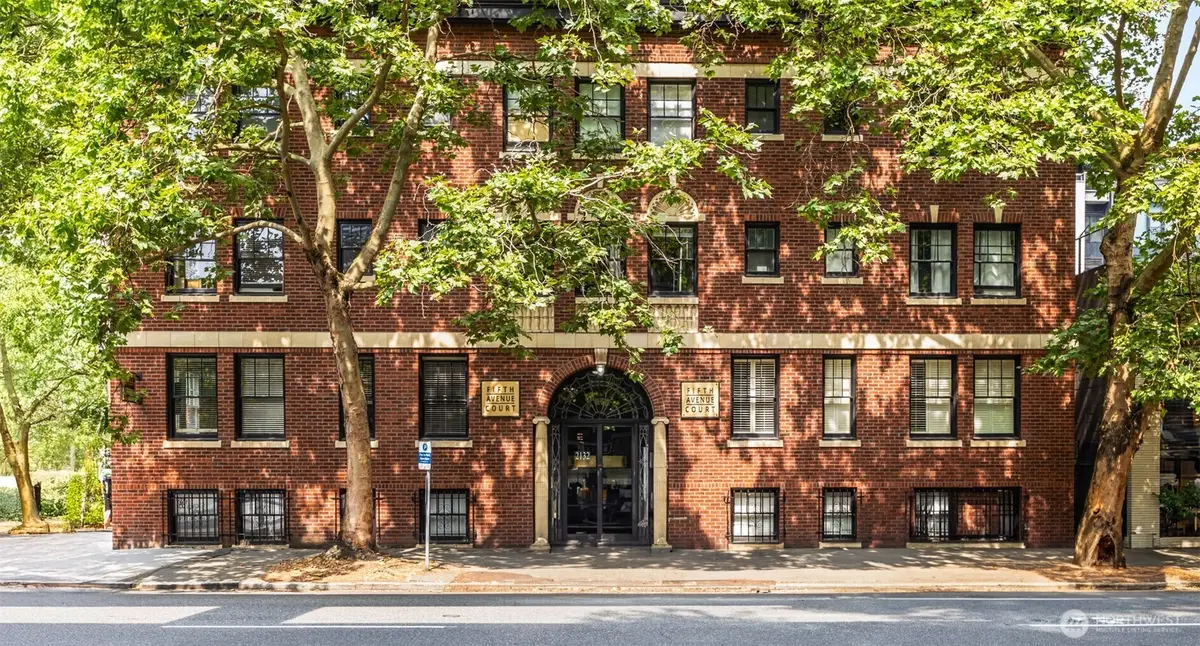 2132 5th Avenue #202, Seattle, WA 98121 - Image #1