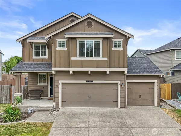 912 O'farrell Lane Nw, Orting, WA 98360