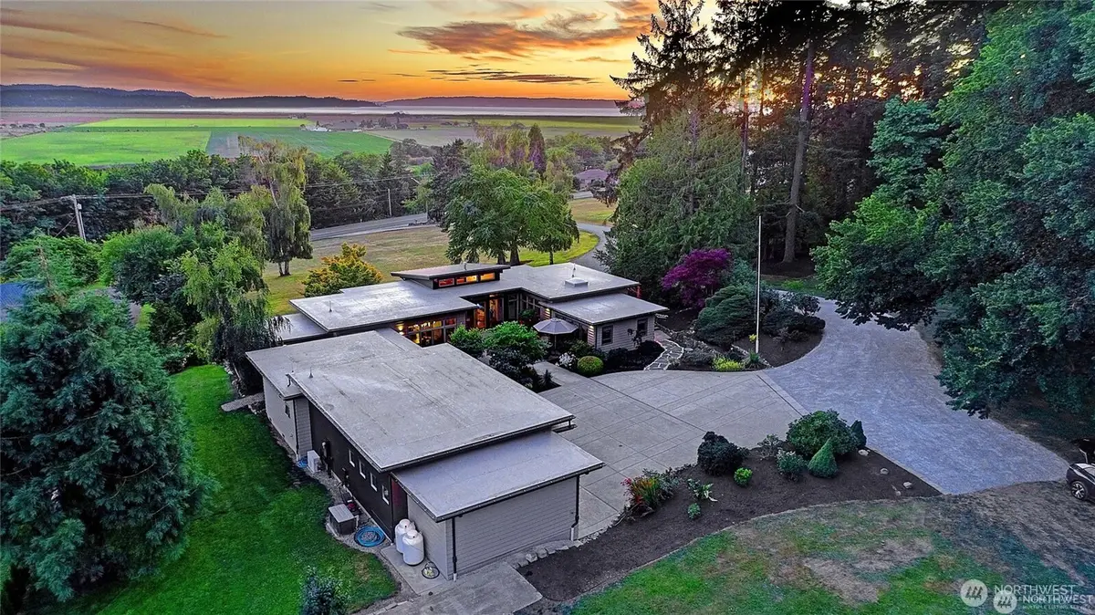 28407 Pioneer Highway, Stanwood, WA 98292 - Image #1