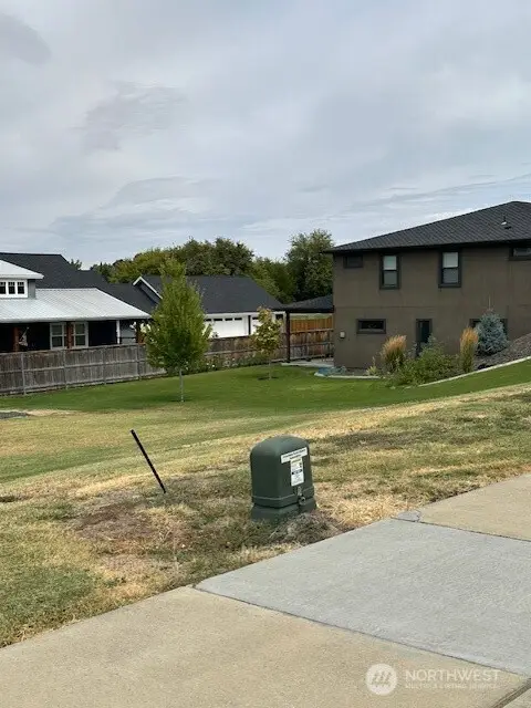 285 Arabica Rd, Walla Walla, WA 99362 - Image #2