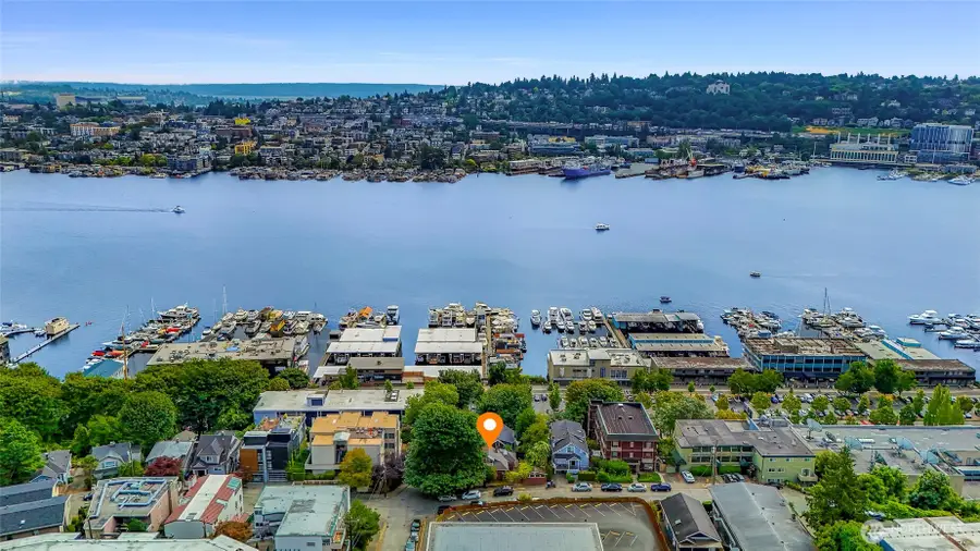 801 Newton Street, Seattle, WA 98109 - Image #3