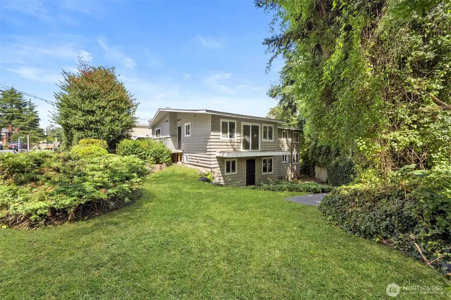 9528 9th Avenue Nw, Seattle, WA 98117 - Image #3